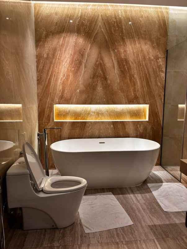 dijual rumah mewah keapa dua kebon jeruk jakarta barat