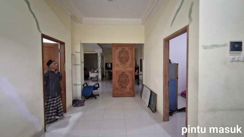 dijual rumah mewah luas strategis di cinangka depok