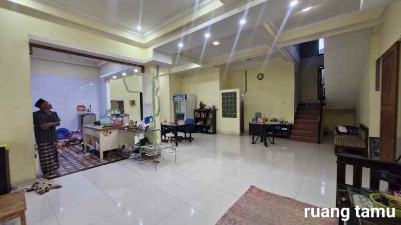dijual rumah mewah luas strategis di cinangka depok