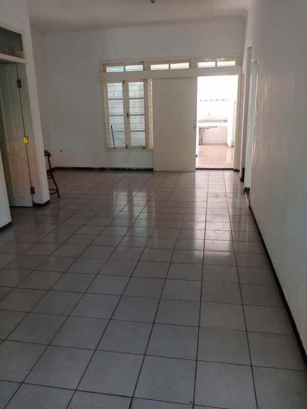 dijual rumah mojoklanggru