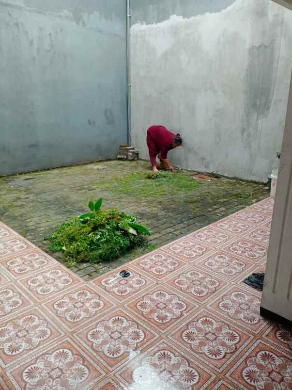 dijual rumah mojoklanggru