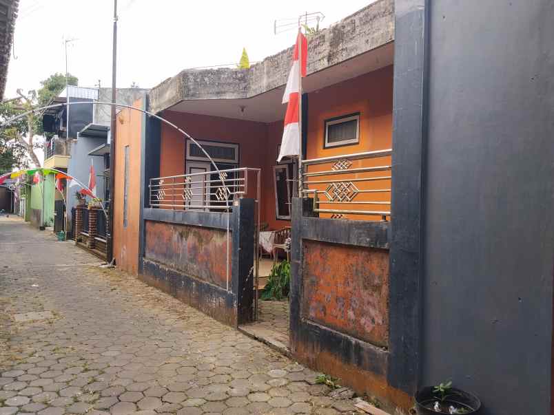 dijual rumah murah