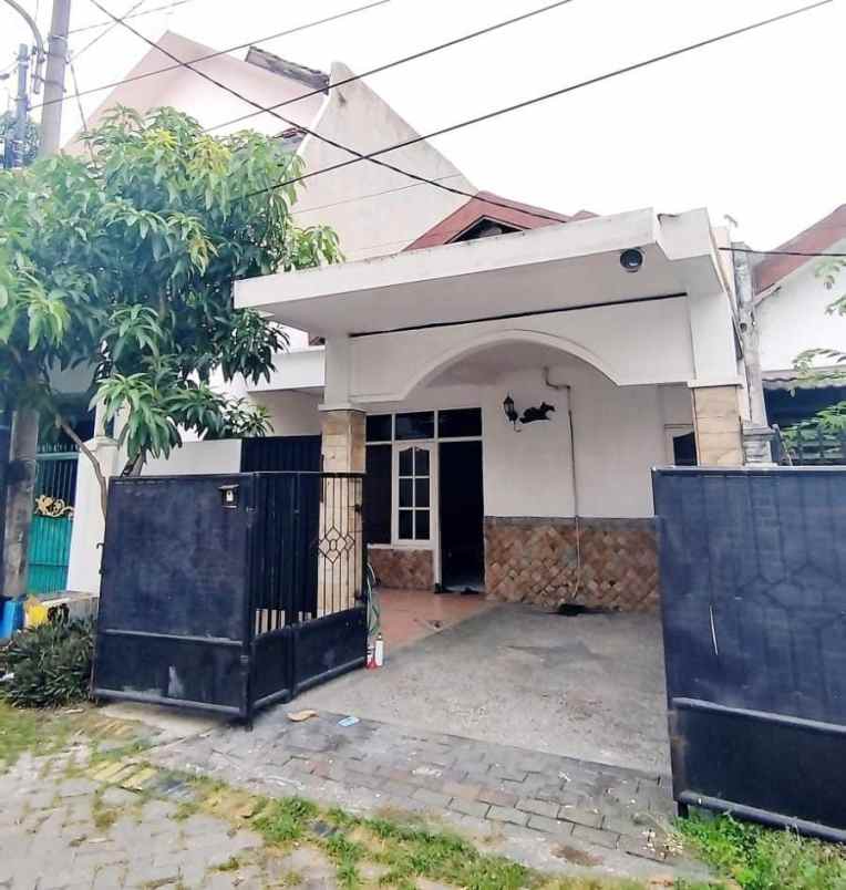 dijual rumah murah di perum griya kebraon surabaya