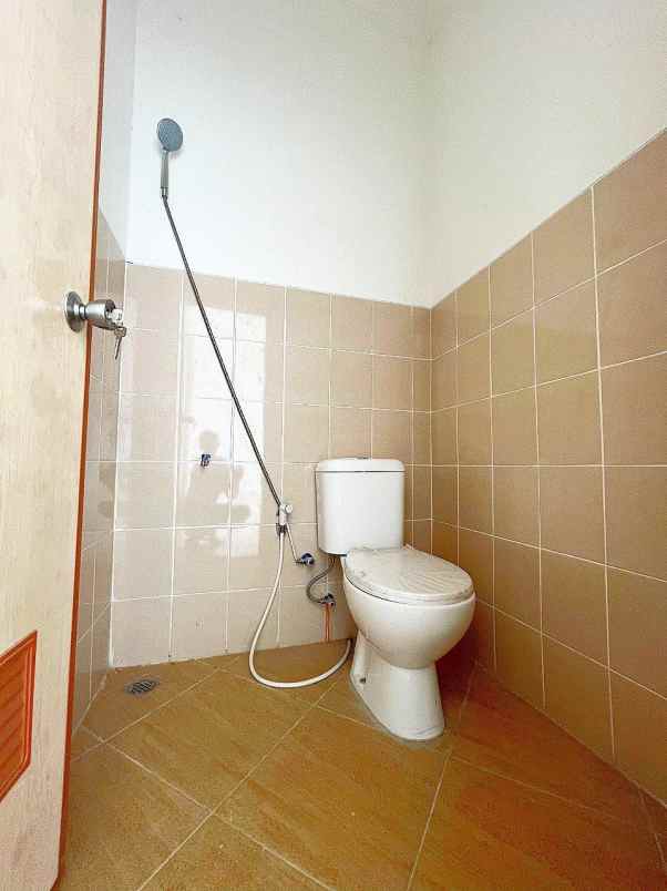 dijual rumah mustikajaya