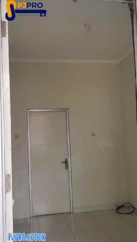 dijual rumah mutiara gading city