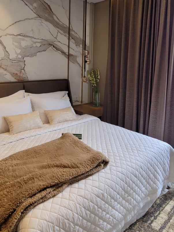 dijual rumah ngesrep