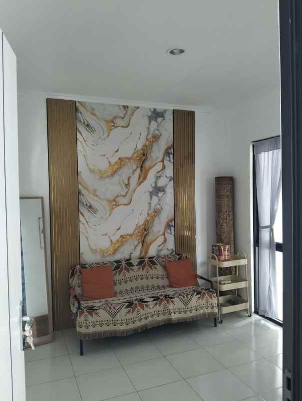 dijual rumah nuansa alam setiabudi