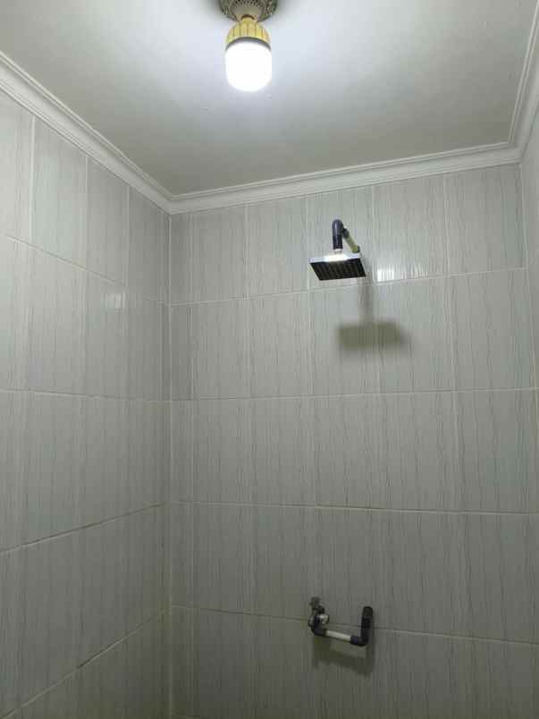 dijual rumah pajangan