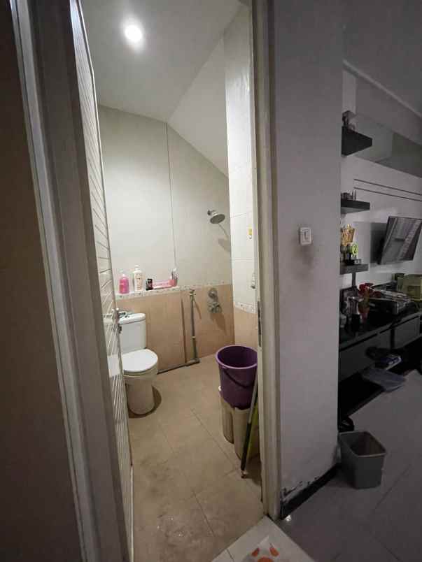 dijual rumah pakuwon city fornce