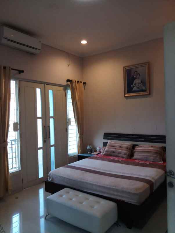 dijual rumah pakuwon city sorento