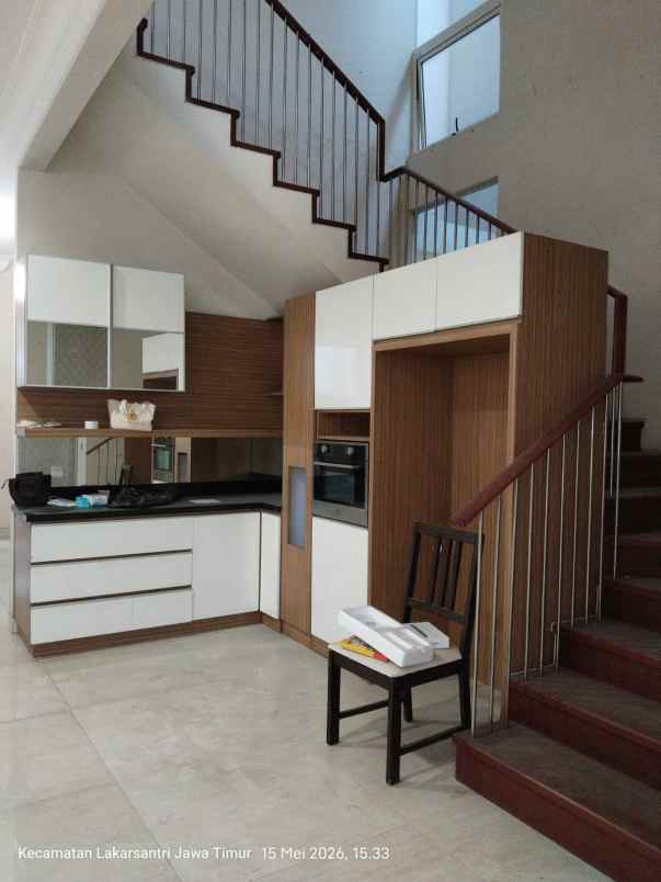 dijual rumah pakuwon indah cluster