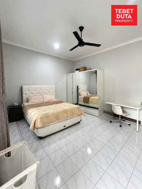 dijual rumah pejaten