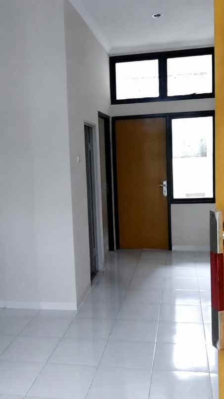 dijual rumah pengasinan sawangan depok