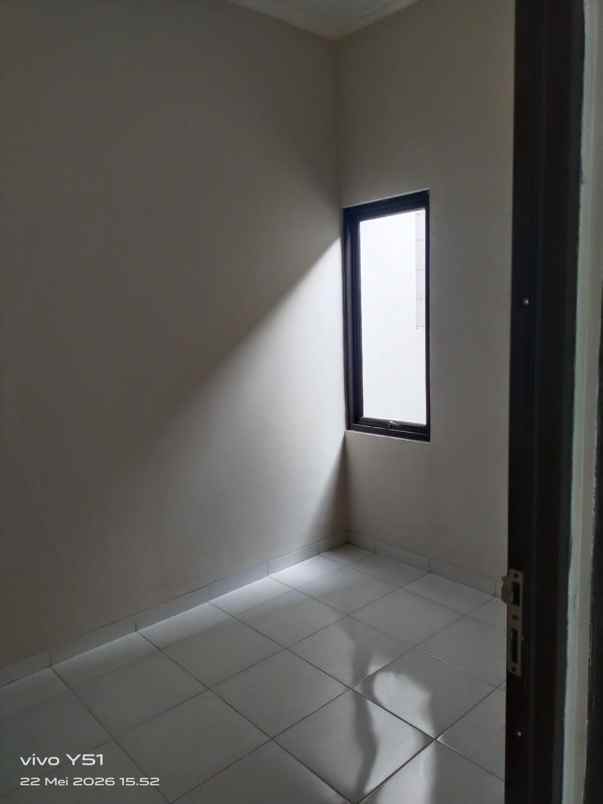 dijual rumah pengasinan sawangan depok