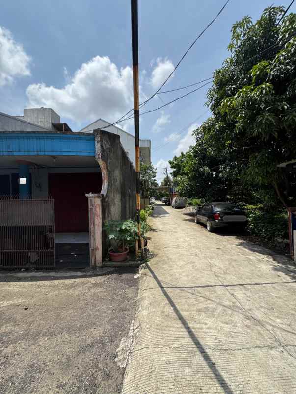 dijual rumah perum duta krsanji bintara