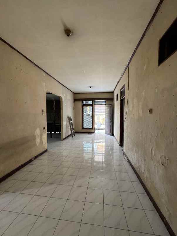 dijual rumah perum duta krsanji bintara