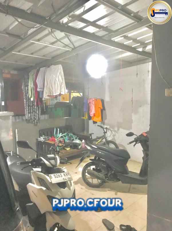 dijual rumah perum puri nusaphala