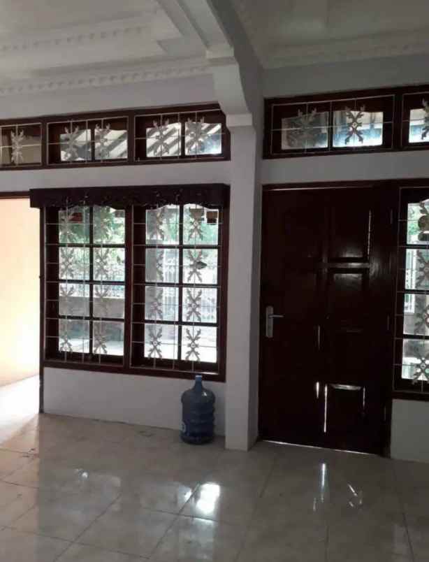 dijual rumah perum wisma penjaringan sari