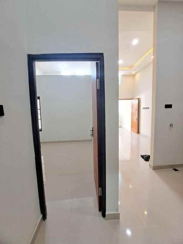 dijual rumah perumahan graha indah rungkut