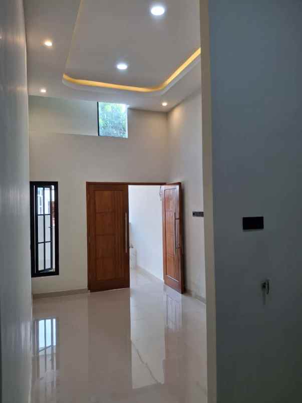 dijual rumah perumahan graha indah rungkut