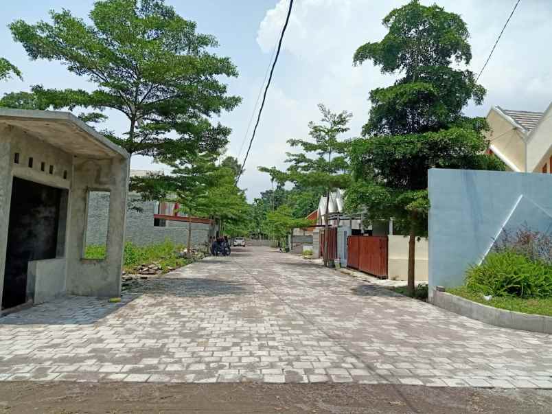 dijual rumah perumahan karta kirana