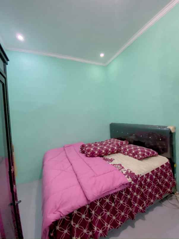 dijual rumah perumahan kebraon