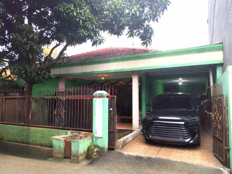 dijual rumah perumahan komplek ptb