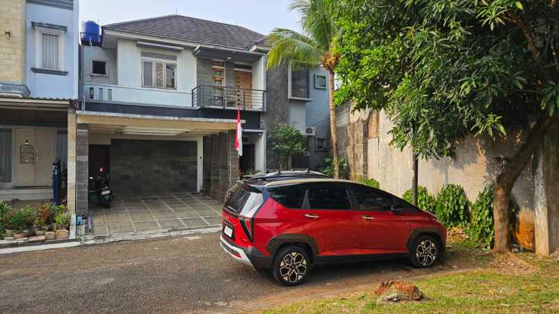 dijual rumah perumahan kota legenda