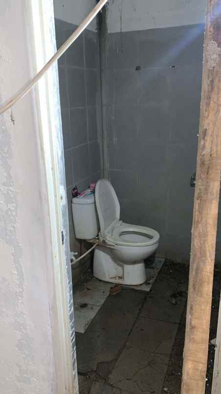 dijual rumah perumahan kota permata