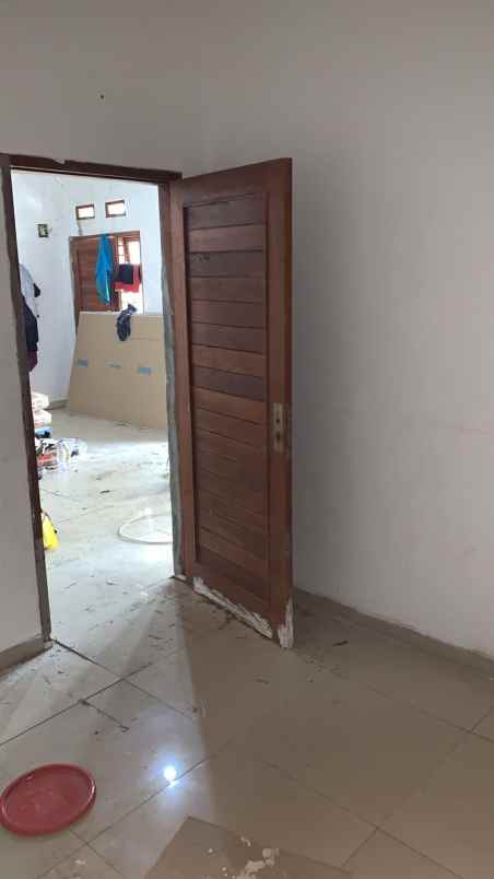 dijual rumah perumahan kota permata
