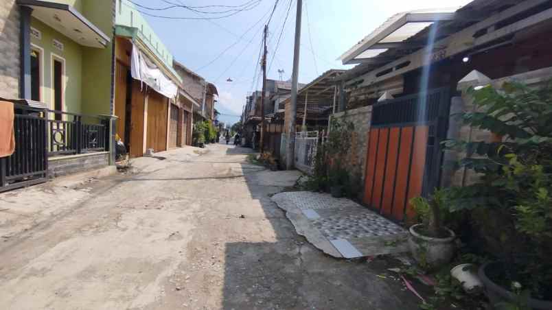 dijual rumah perumahan permata biru