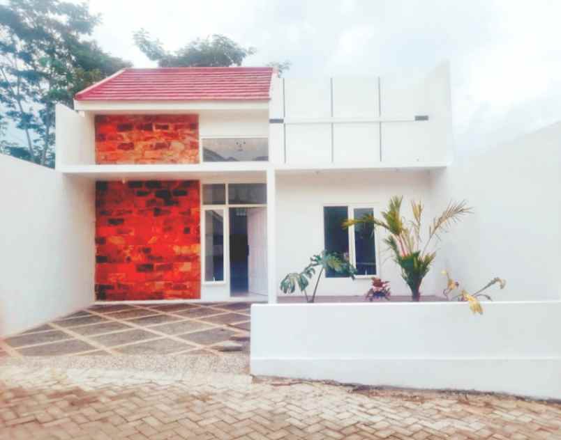 dijual rumah perumahan permata lestari