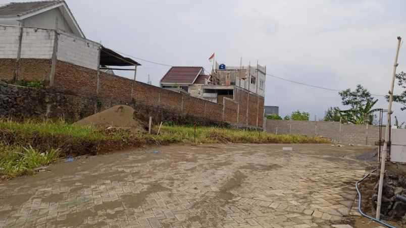 dijual rumah perumahan permata lestari