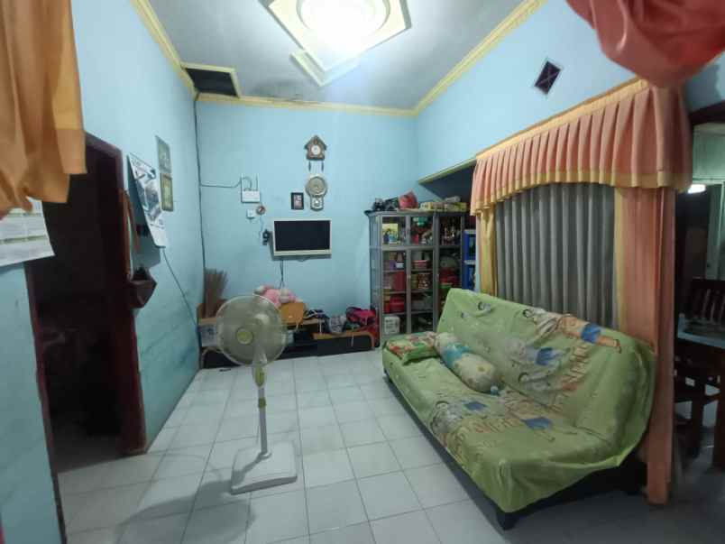 dijual rumah perumahan plaosan permai