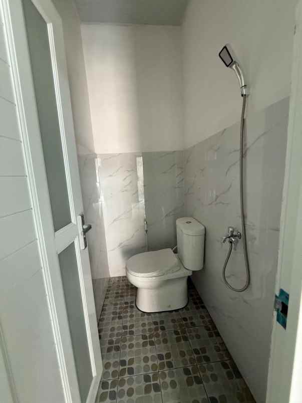 dijual rumah perumahan sakura residence