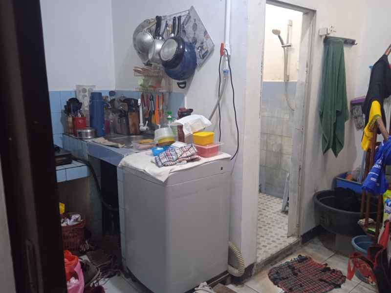 dijual rumah petukangan selatan