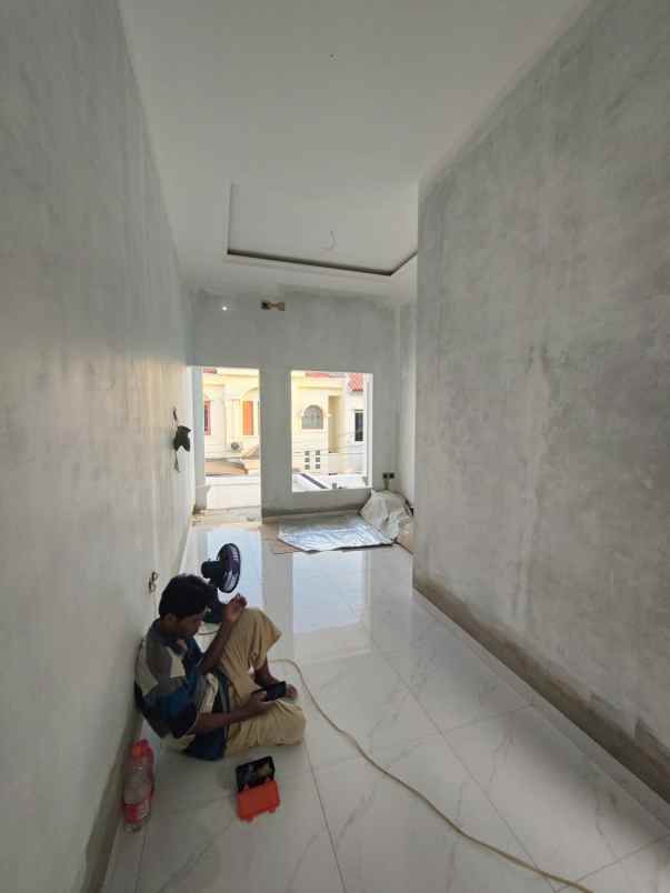 dijual rumah pondok bambu