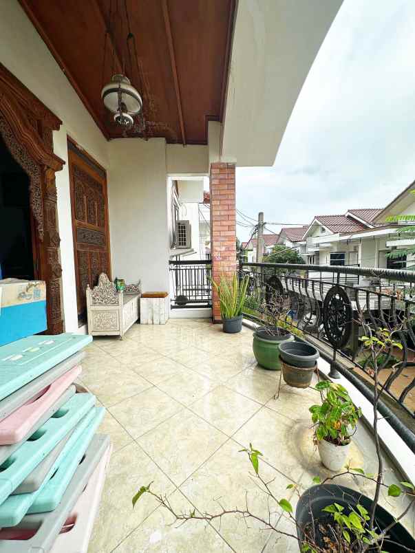 dijual rumah pondok bambu