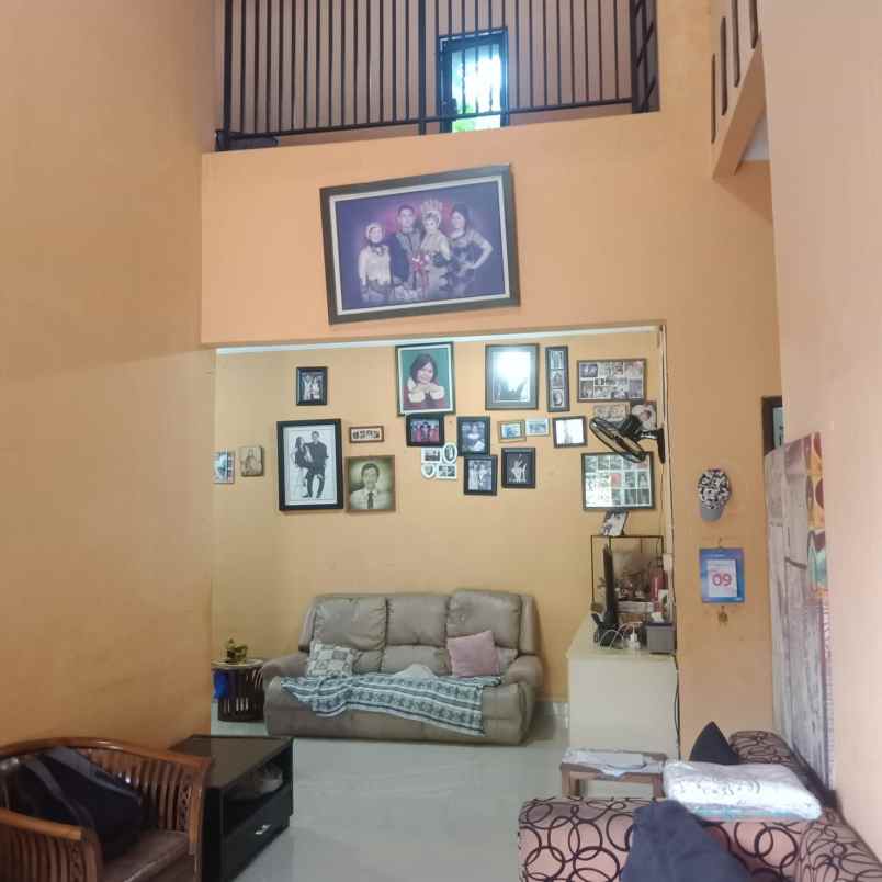 dijual rumah pondok gede