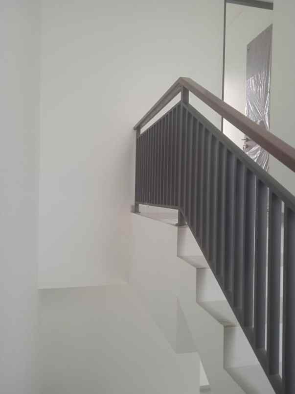 dijual rumah pondok hijau setiabudi