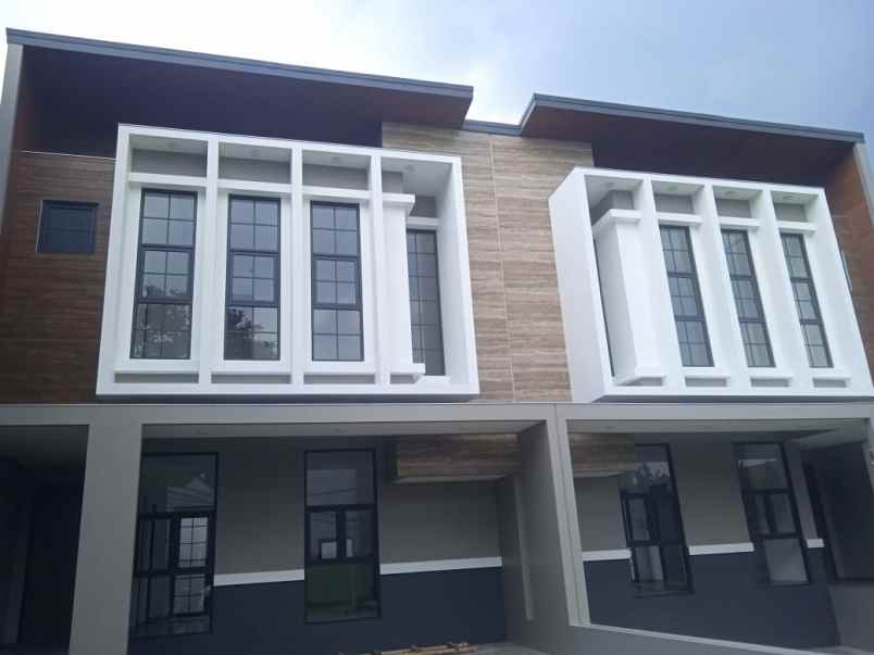 dijual rumah pondok hijau setiabudi