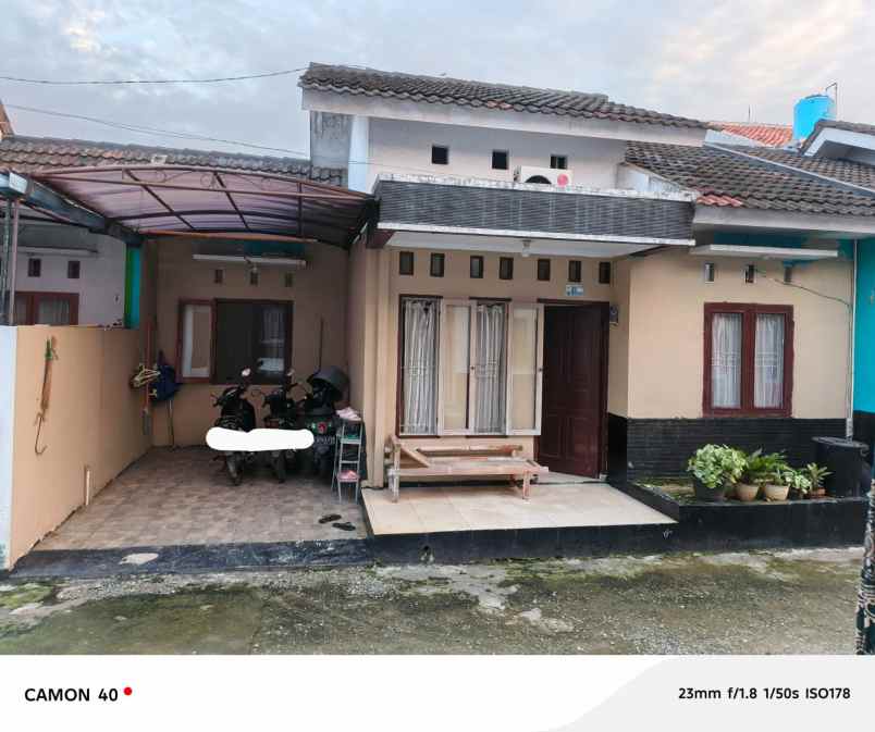 dijual rumah pondok kacang barat
