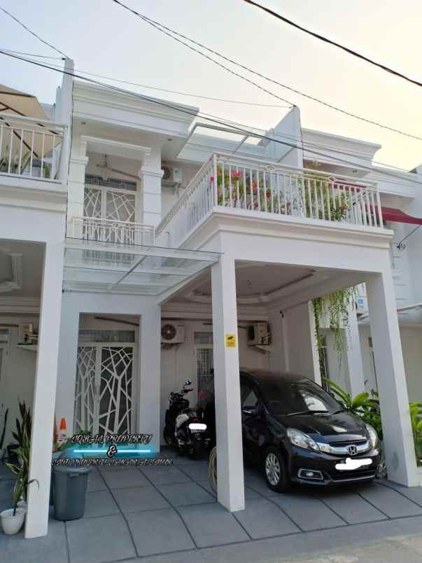 dijual rumah pondok kopi