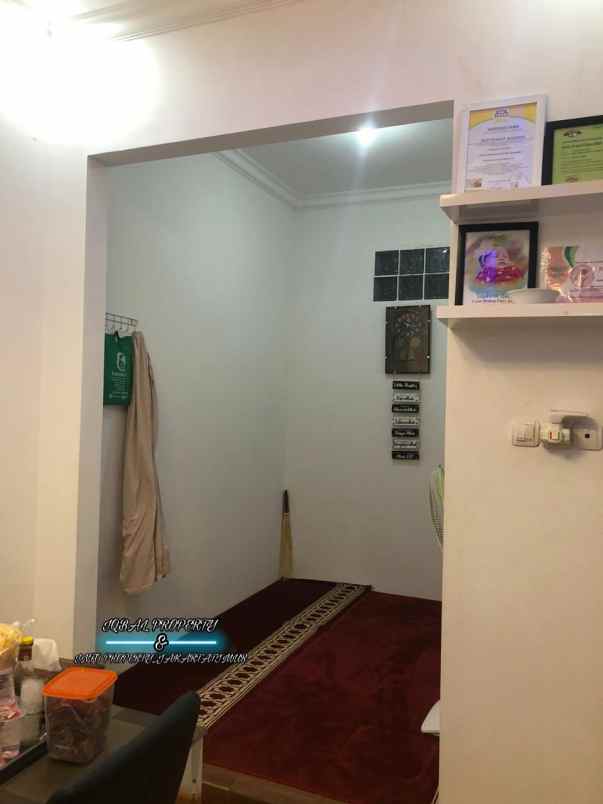 dijual rumah pondok kopi
