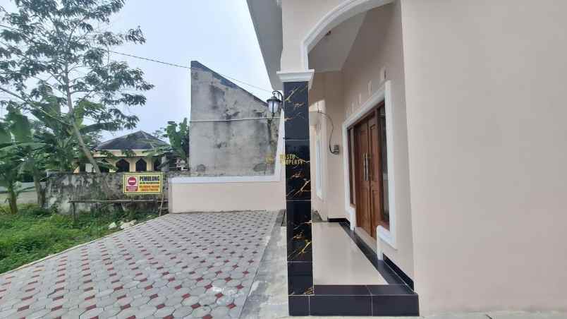 dijual rumah potorono kec banguntapan
