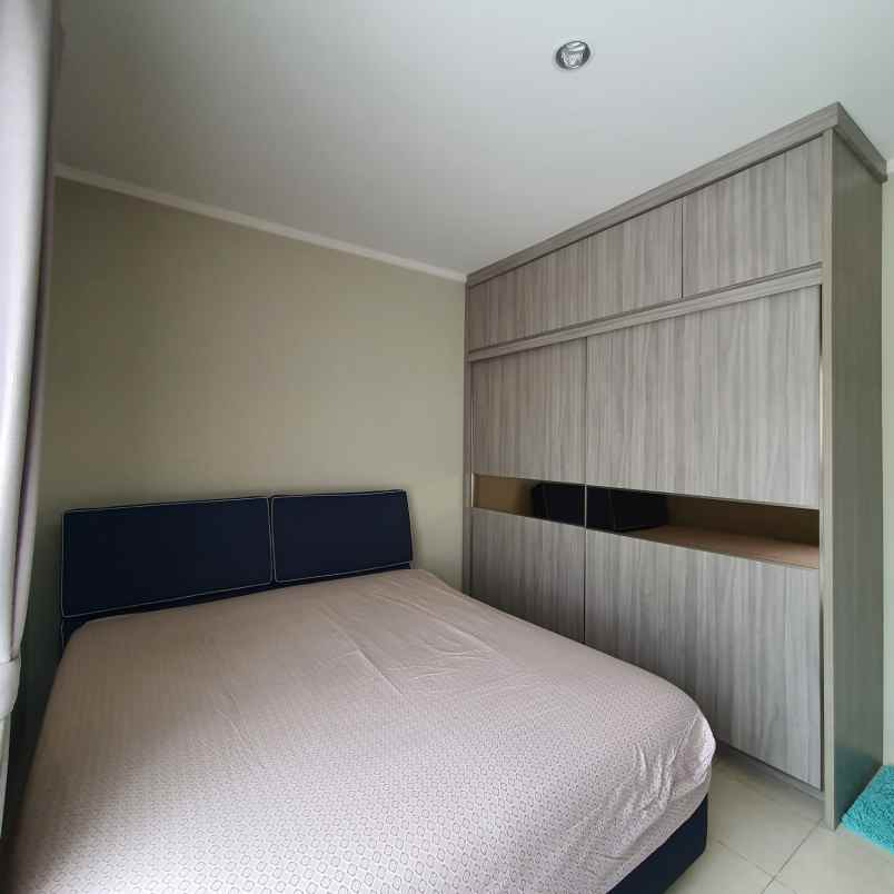 dijual rumah premier serenity