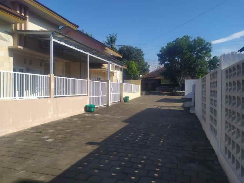 dijual rumah pucangan desa