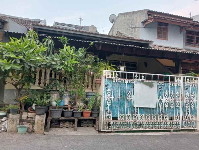 dijual rumah pulo gebang permai cakung