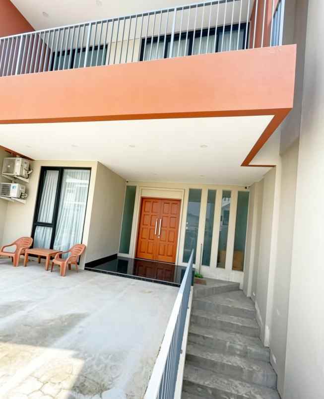 dijual rumah pulomas