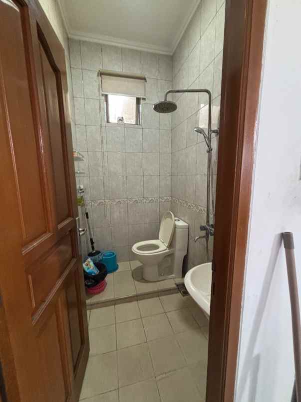 dijual rumah punai iv bintaro sektor 2